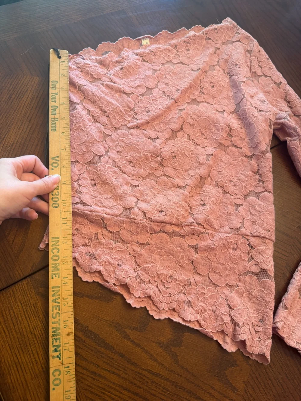 Free people Pink Lace One-Shoulder Long Sleeve Top size medium